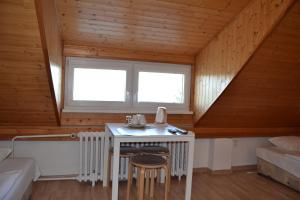 Standard Triple Room - Non-Smoking room in Pension Nika