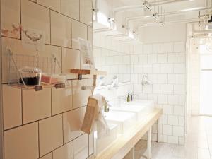 Phòng 2 Giường Đơn với Giường Tầng và Phòng tắm Chung (Twin Room with Bunk Bed and Shared Bathroom)