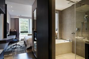 Phòng Đôi Hướng Núi (Mountain View Double Room)
