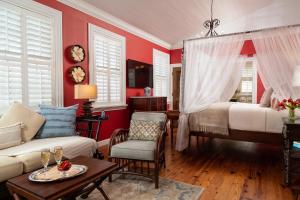 King Suite with Single Bed room in Port d'Hiver Bed and Breakfast
