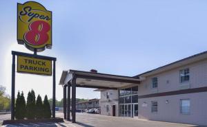 Super 8 by Wyndham Little Rock/North/Airport in Hot Springs