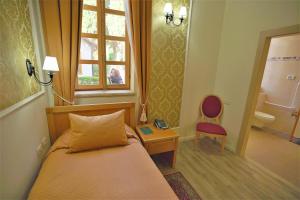 Single Room - Disability Access room in Sergei Palace Hotel