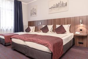 Comfort Triple Room room in ALL-INN Hotel Frankfurt