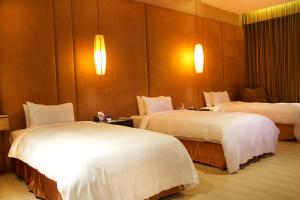 Triple Room(Check-in after 20:00, no garage)