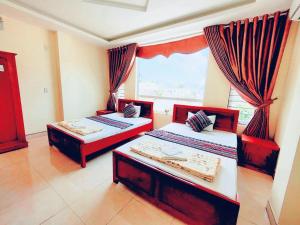 Phòng Queen Có 2 Giường Đôi Lớn (Queen Room with Two Queen Beds)