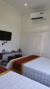 Phòng 2 Giường Đơn Nhìn Ra Thành Phố (Twin Room with City View)