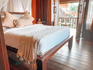 Phòng Đôi Loại Sang (Deluxe Double Room)