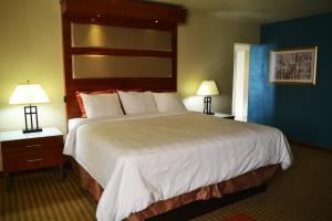 King Suite with Spa Bath room in Punta Gorda Waterfront Hotel & Suites