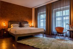 Superior Double or Twin Room room in Hotel V Nesplein