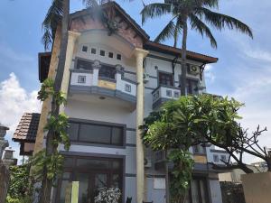 Phòng Deluxe Giường Đôi Với Ban Công và Tầm Nhìn Ra Biển (Deluxe Double Room with Balcony and Sea View)