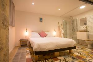 Economy Double or Twin Room room in Tel-Aviv LALA Boutique Hotel