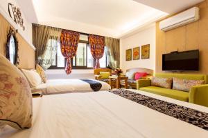 Phòng 4 Người Có Vòi Sen (Quadruple Room with Shower)