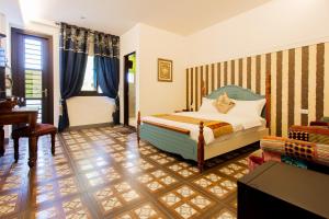Phòng Đôi Cao Cấp (Superior Double Room)