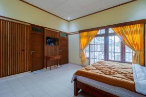 Phòng Loại Sang Giường Lớn (Deluxe King Room)