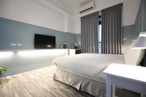 Phòng Có Giường Cỡ Queen Với Ban Công (Queen Room with Balcony)