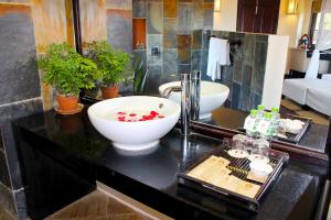 Bungalow hướng biển (Ocean View Bungalow)