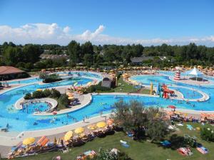 Casa Mobile Pra Delle Torri Centro Vacanze E Golf Hotel In Caorle Italy J2ski