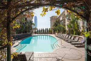 Two-Bedroom Suite room in Downtown LA Stylish