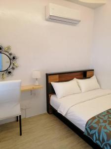 Nhà 2 Phòng Ngủ (Two-Bedroom House)