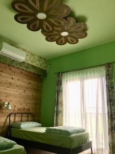 Phòng Giường Đôi Có Ban Công (Double Room with Balcony)