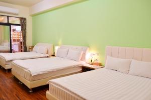 Suite Gia Đình Deluxe (Deluxe Family Suite)