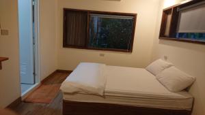 Phòng Giường Đôi Nhìn Ra Vườn (Double Room with Garden View)