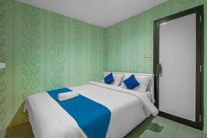 Phòng Cao Cấp Cho Hai Người (Superior Double Room)