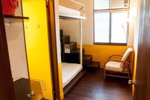 Phòng Bốn Người Có Phòng Tắm Riêng (Quadruple Room with Private Bathroom)