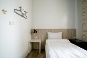 Phòng Đơn Có Phòng Tắm Riêng (Single Room with Private Bathroom)