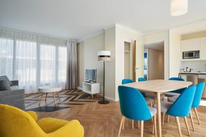 Two-Bedroom Apartment room in Aparthotel Adagio Porte de Versailles