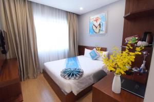 Phòng Tiêu Chuẩn Giường Lớn (Standard King Room)