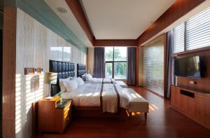 Phòng Deluxe 4 Người (Deluxe Quadruple Room)