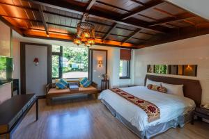 Phòng Có Giường Cỡ King Nhìn Ra Biển (King Room with Sea View)