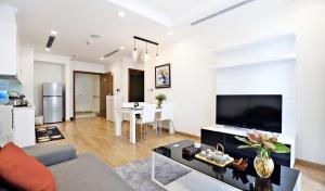 Căn Hộ 3 Phòng Ngủ (Three-Bedroom Apartment)