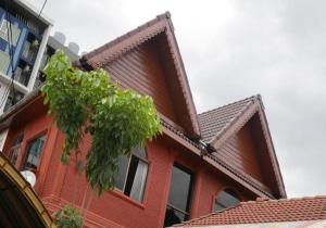 Phòng Giường Đôi Có Phòng Tắm Riêng (Double Room with Private Bathroom)