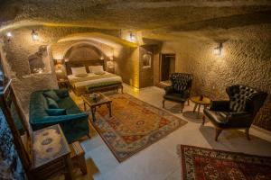 Suite room in Divan Cave House