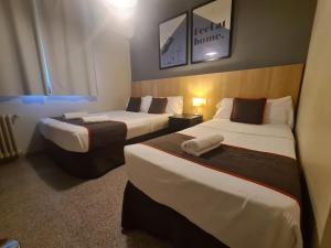 Double Room with Extra Bed room in CH Las Murallas