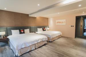 Phòng Gia Đình Loại Sang (Deluxe Family Room)