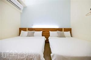 Phòng Có Giường Cỡ Queen Với Ban Công (Queen Room with Balcony)