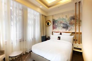 Superior Double Room room in Mercure Istanbul Sirkeci