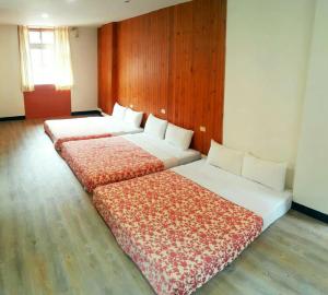 Phòng gia đình với phòng tắm riêng. (Family Room with Private Bathroom)