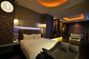 Phòng Elegant Giường Đôi (Elegant Double Room)