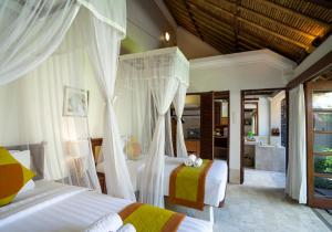 Garden Villa with 2 Twin Size Beds
