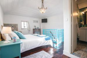 Suite room in Lisbon Inn Bica Suites