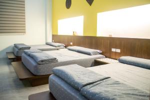 Phòng gia đình với phòng tắm riêng. (Family Room with Private Bathroom)