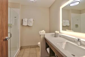 Queen Room with Two Queen Beds - Non-Smoking room in Holiday Inn Express & Suites - Albuquerque East, an IHG Hotel