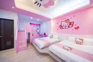 Phòng Deluxe 4 Người (Deluxe Quadruple Room)