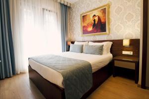 Large Double Room room in Alba Hotel