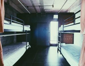 Phòng 4 người có phòng tắm (Quadruple Room with Bathroom)