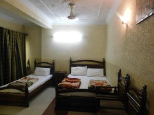 Triple Room room in Hotel Al-Ikram